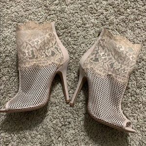 Chinese laundry blush peep toe booties size 7.5